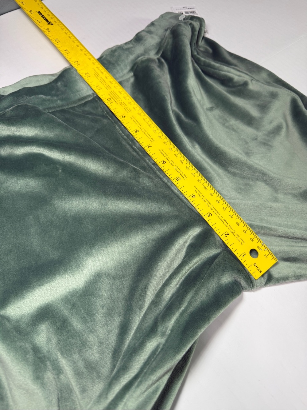 Yogalicious Lux Double Butter Hannah Velvet Velour Joggers in Sage Green Medium - Picture 7 of 9